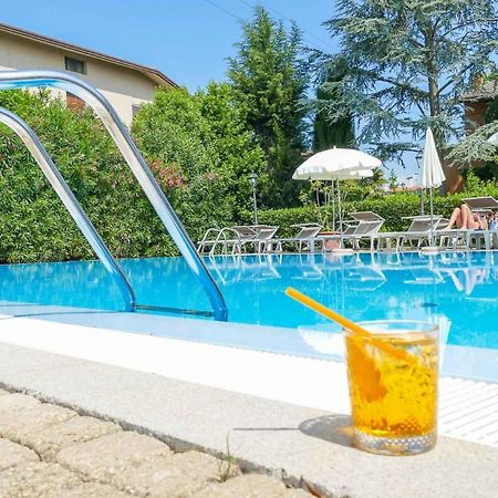 Hotel Dogana Сірміоне Екстер'єр фото