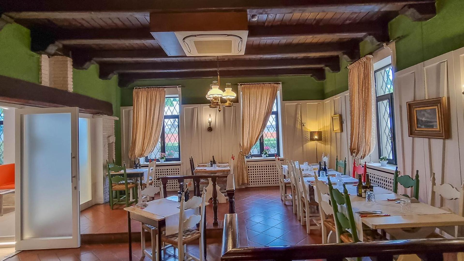 Hotel Dogana Сірміоне Екстер'єр фото
